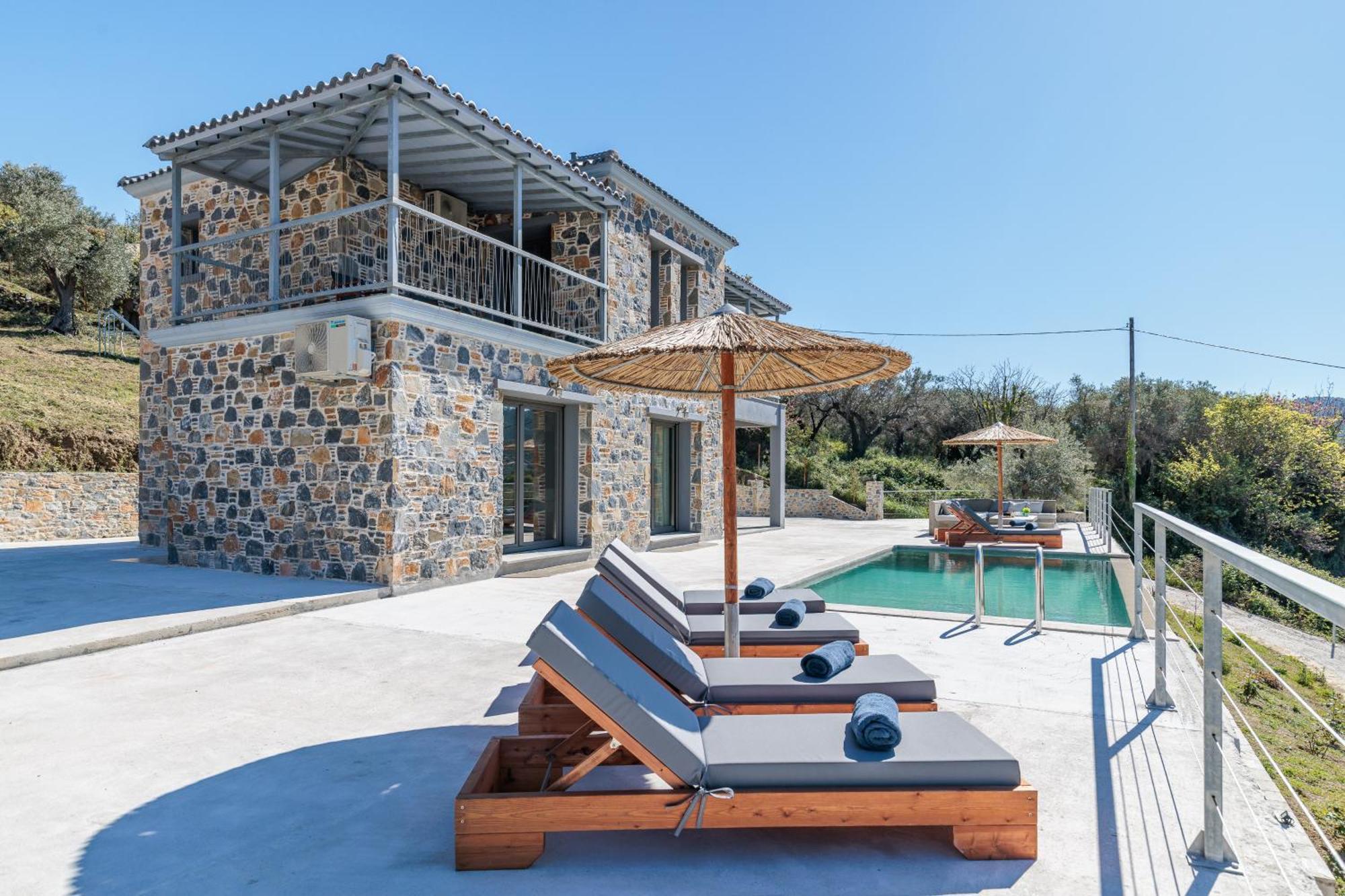 Nana * Skopelos Town