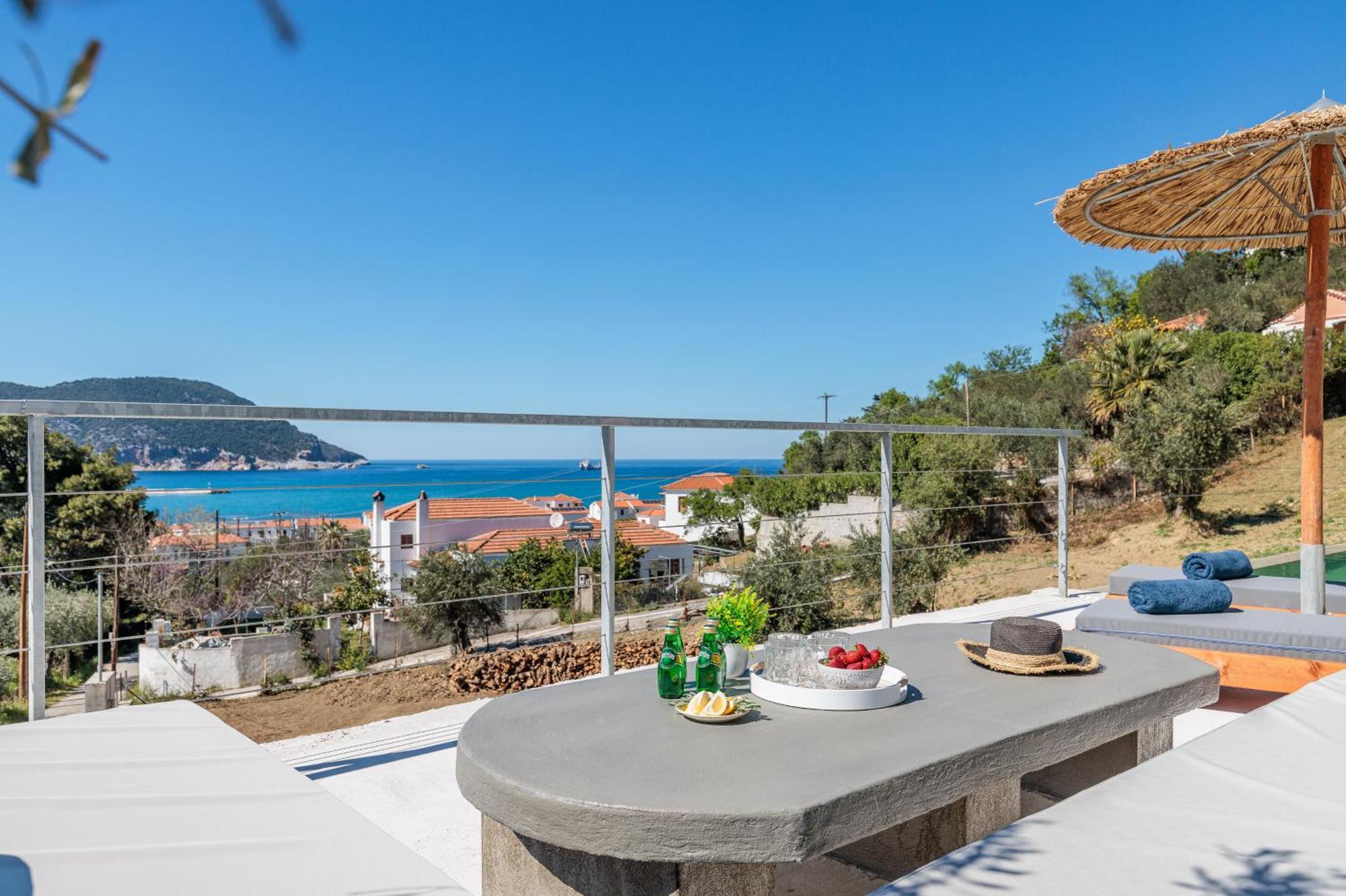 Nana Skopelos Town